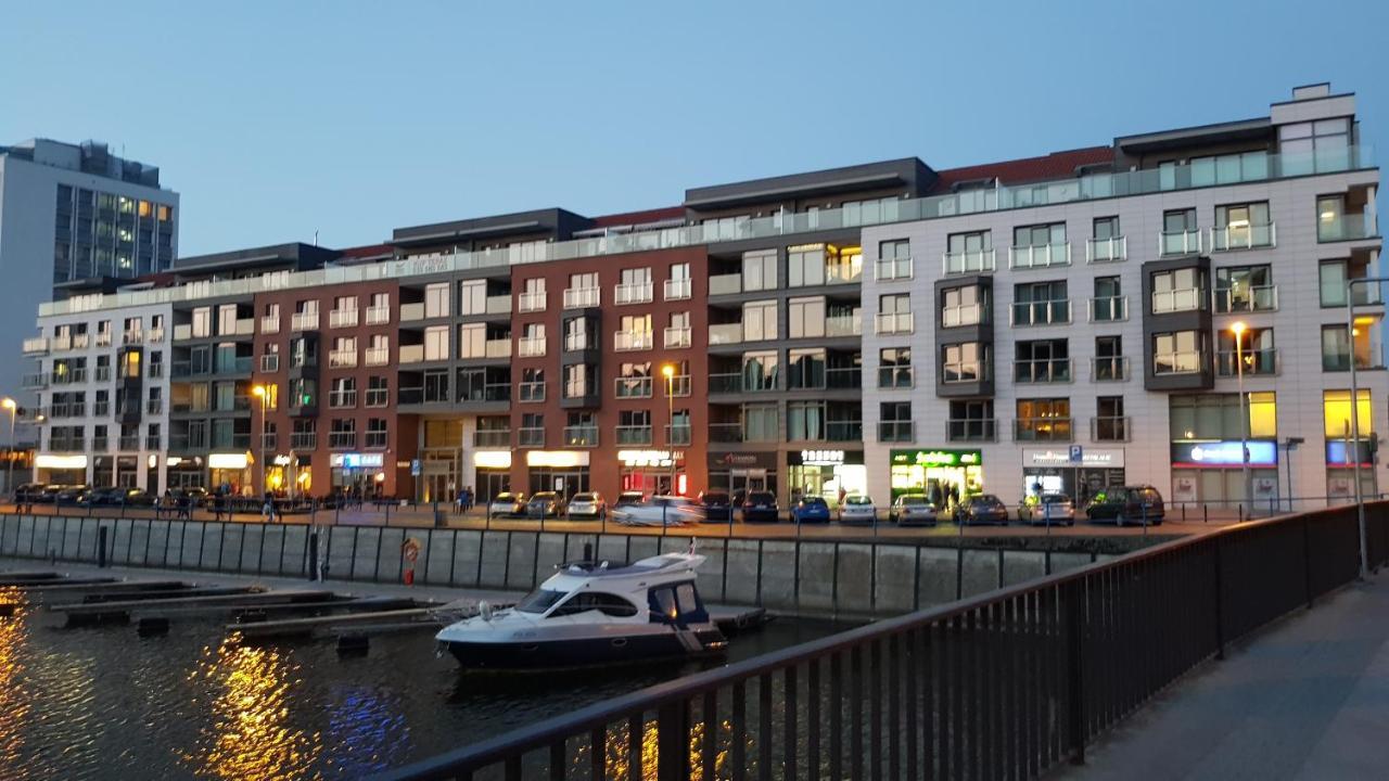 Waterlane W Oknami Na Rzeke - Marina View - Comfy Apartments Gdansk Exterior foto