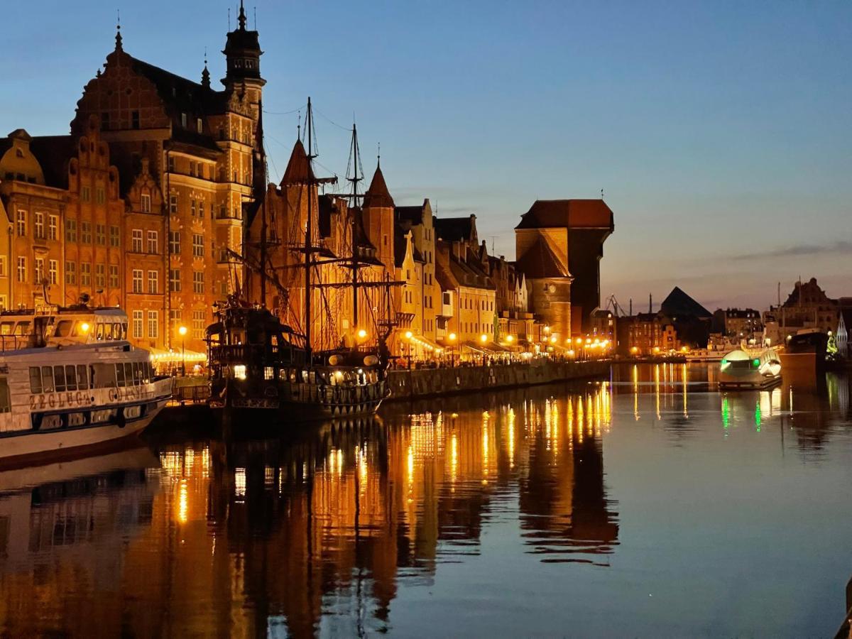 Waterlane W Oknami Na Rzeke - Marina View - Comfy Apartments Gdansk Exterior foto